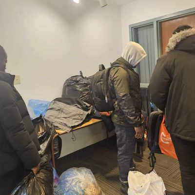 Volunteering in happiness (16)